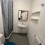 Apartment 20e *